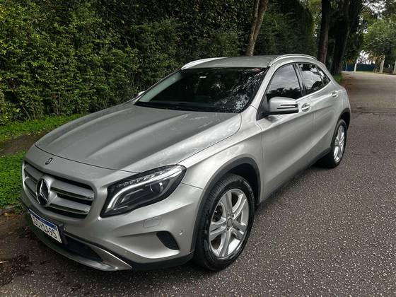 MERCEDES-BENZ GLA 200 1.6 CGI ADVANCE 16V TURBO FLEX 4P AUTOMÁTICO